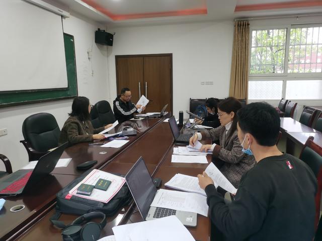 聚焦逆向教学 提升学科素养——成都经开区第十七届教师技能大赛高中逆向教学开赛