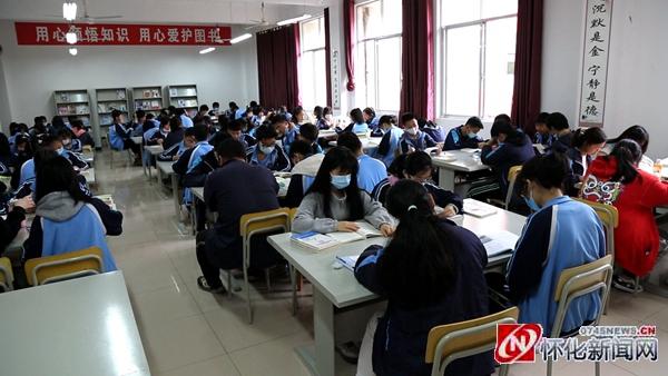 通道一中：阅读丰盈心灵 书香浸润校园