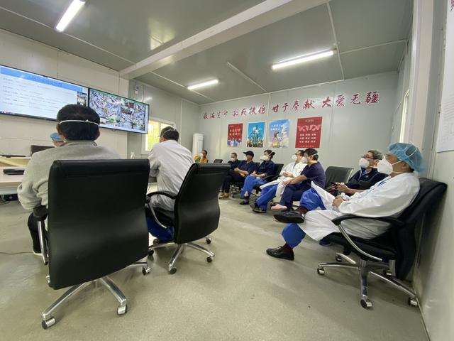 新华全媒+|直击ICU：坚持“动态清零”，全力救治老年患者