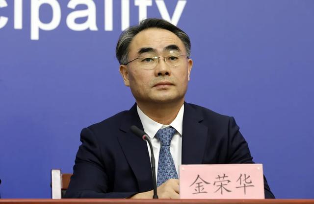北京地坛医院院长：目前所有学生病例病情平稳，精神、食欲良好