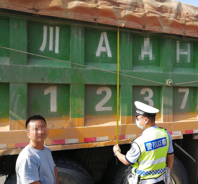 严打！成都交警开展货车违法治理专项行动