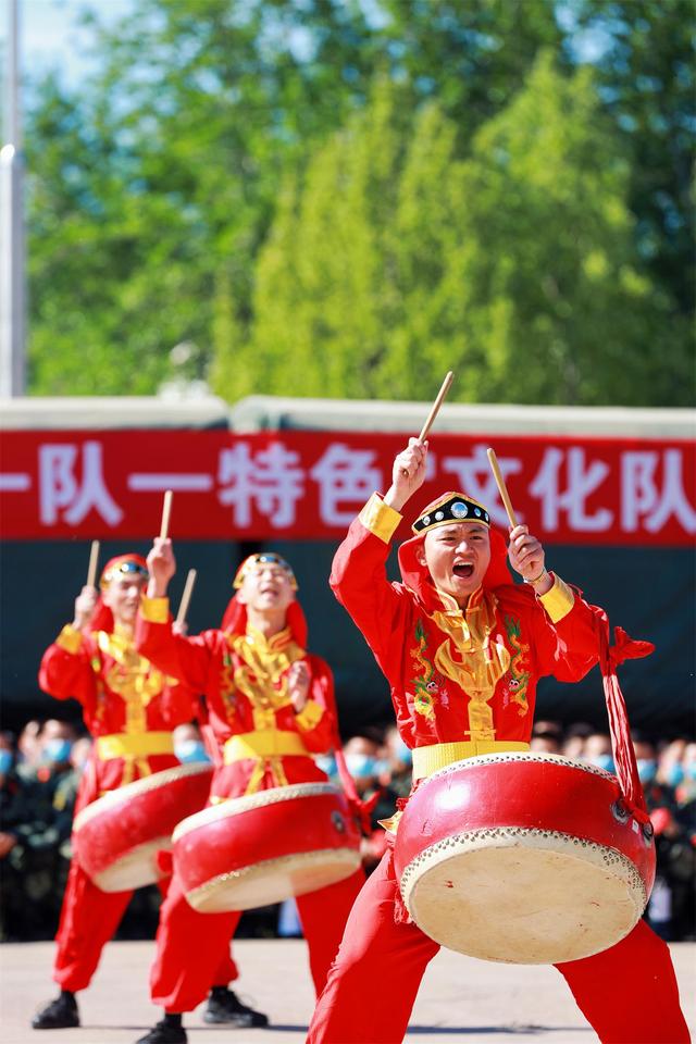 军营里的“五一”什么样？组图直击