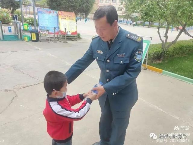 「主题活动」临夏市甘光幼儿园“五一劳动节”主题活动