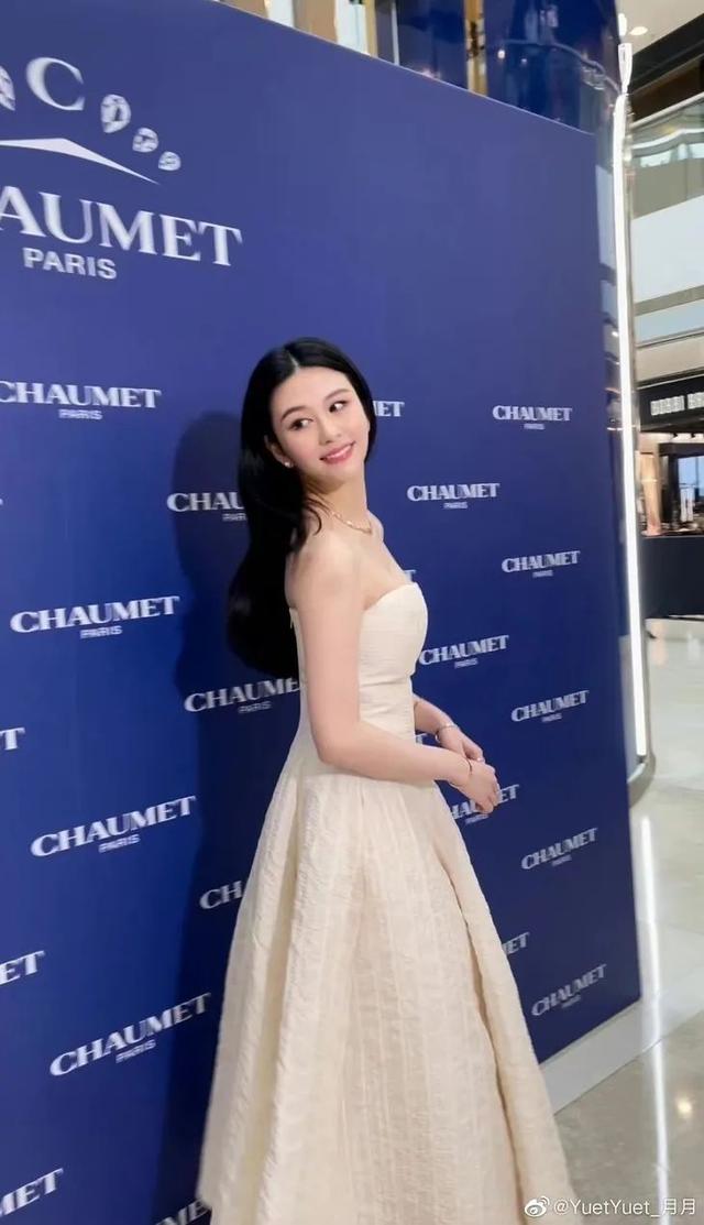 01年的沈月演不了小昭？不可惜