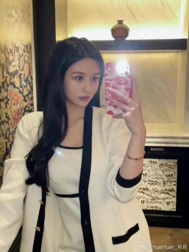 01年的沈月演不了小昭？不可惜