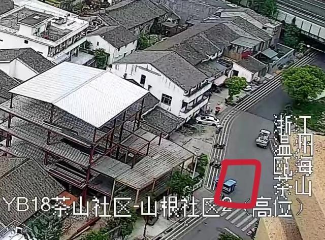 太狠了！“碰瓷党”不惜自断脚骨！
