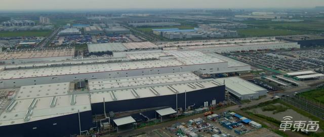 特斯拉复工记：8000名员工吃住在工厂，每周可领1900元补贴