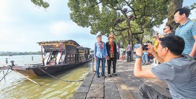 红色旅游常游常新