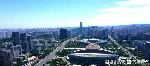 济南迎来近期最靓蓝天，东部新城景象壮阔