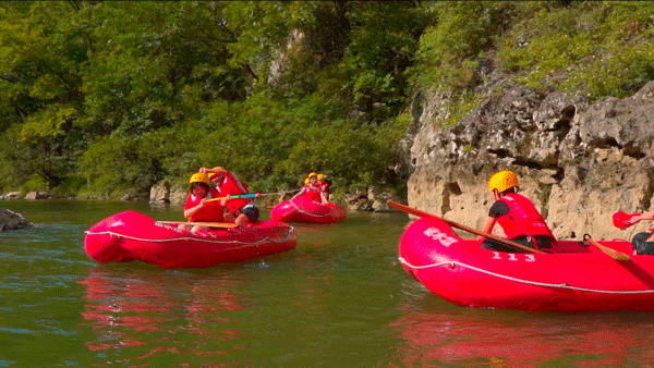 美丽中国·美好生活·安逸四川丨热热热,去诺水河漂流感受清凉
