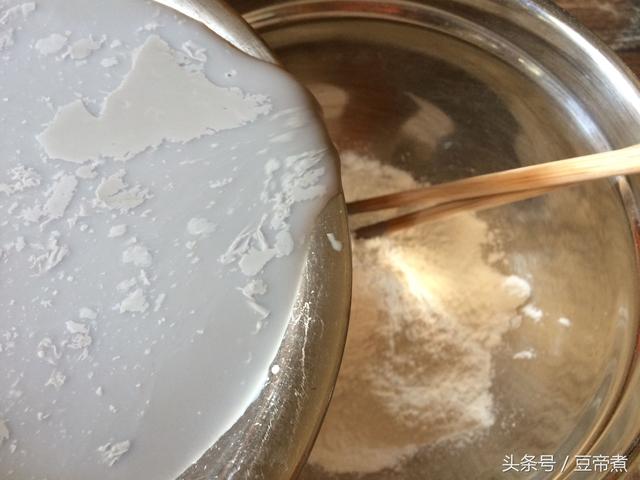 糍粑怎么做才好吃，做糍粑的方法又简单又好吃（美味小吃“糍粑”应该这样做）