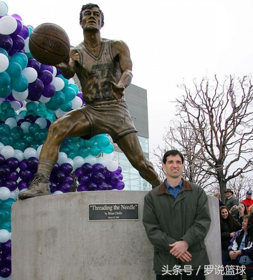 nba哪些球员立了雕像(盘点拥有雕像的那些NBA球星，詹姆斯科比已在筹建中？)