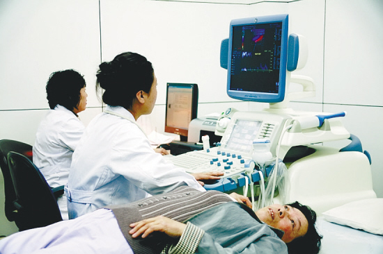如何有效预防和避免脑卒中？不妨做个颈动脉彩超检查