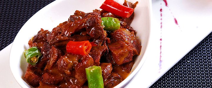 承德特色美食排行榜：驴肉火烧、碗坨、南沙饼等十大名吃