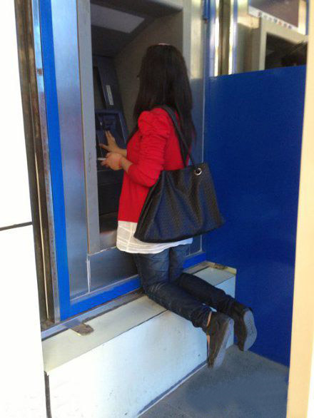 房的一米（用输入法打出）