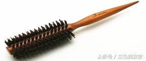 各种常用的美发梳子种类和用途