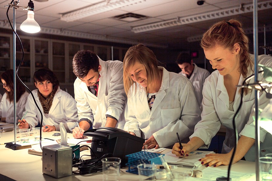 院校｜超小班教学及超高就业率：加拿大西三一大学