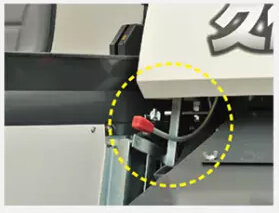 久保田4LZ-2.5(PRO688Q)全喂入履帶收割機(jī)