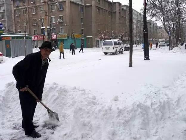 cba彩钢本是哪个(你还记得9年前的那场暴雪吗？你在哪里？我想你了！)