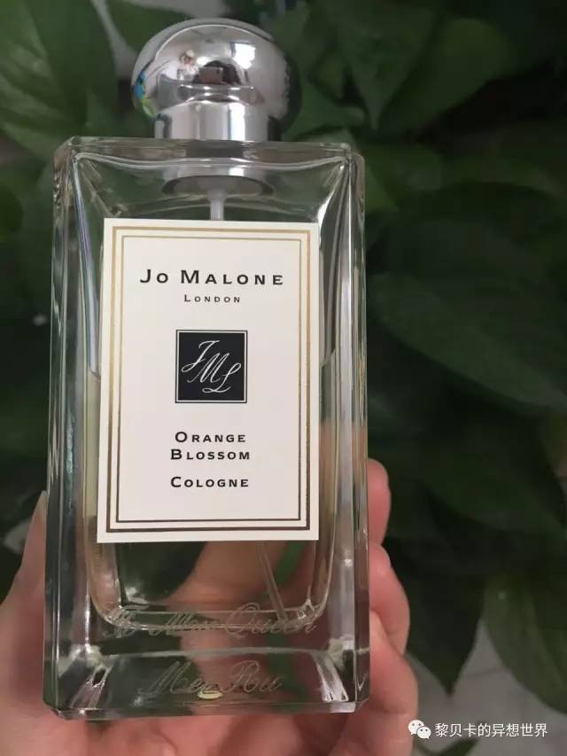 圣诞礼物来自爱你的人（圣诞节是爱你的人为你准备的礼物）