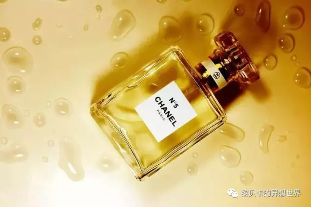 圣诞礼物来自爱你的人（圣诞节是爱你的人为你准备的礼物）