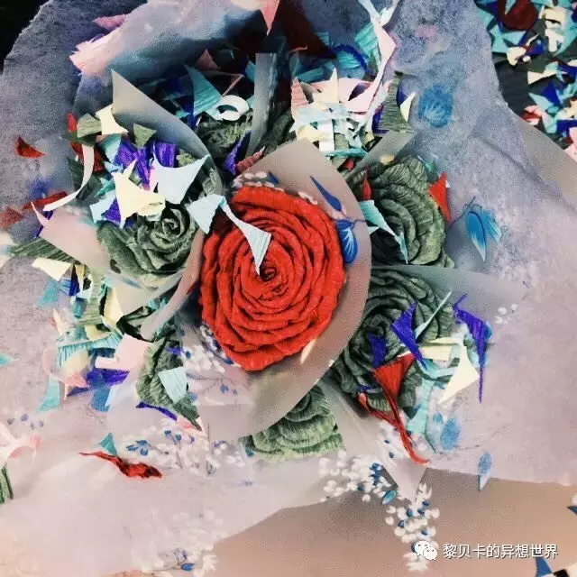 圣诞礼物来自爱你的人（圣诞节是爱你的人为你准备的礼物）