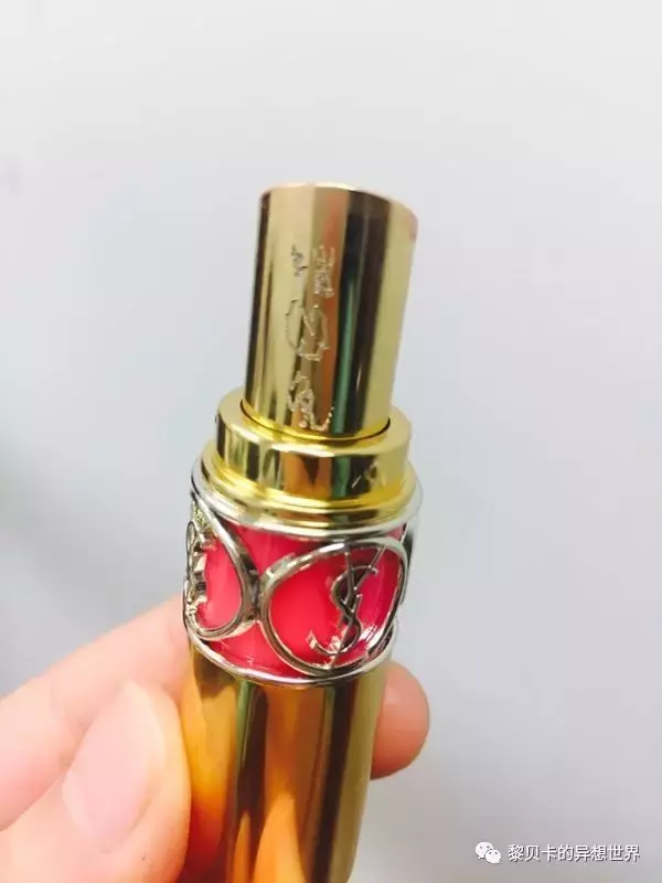 圣诞礼物来自爱你的人（圣诞节是爱你的人为你准备的礼物）