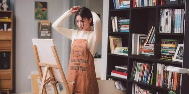 《28岁未成年》, 她还在等恰当好处的你。