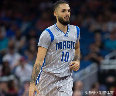 为什么nba球服戴着黑边(盘点本赛季NBA最丑的10款球衣，你怎么看？)