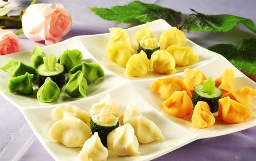 年夜饭桌上菜品的寓意