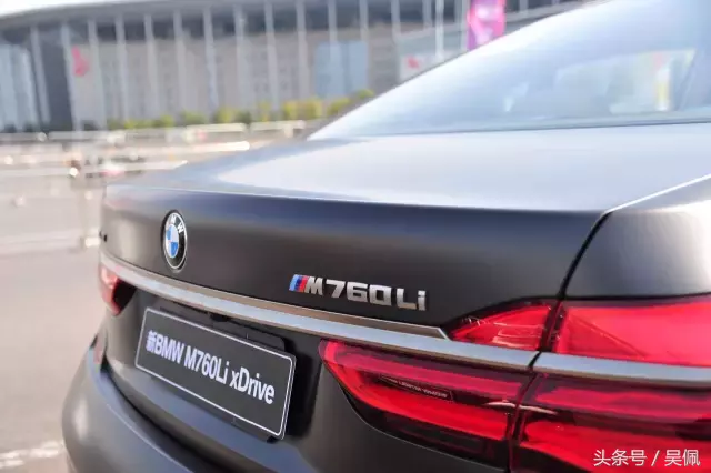 告诉你大力神的厉害之处——试驾宝马M760Li xDrive