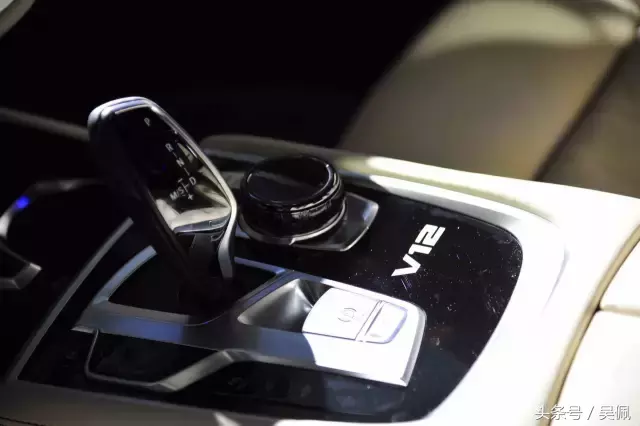 告诉你大力神的厉害之处——试驾宝马M760Li xDrive
