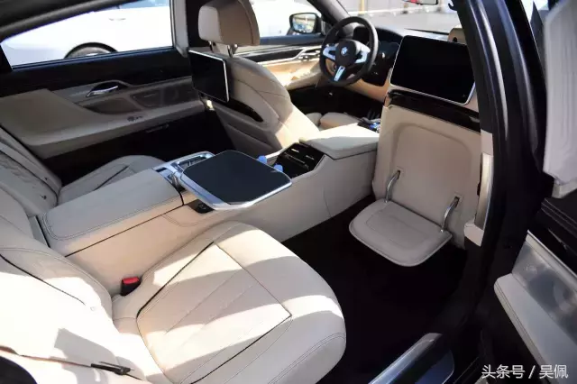 告诉你大力神的厉害之处——试驾宝马M760Li xDrive
