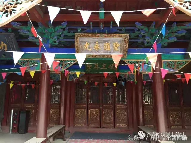齐齐哈尔有座东北地区最大的伊斯兰教寺院：卜奎清真寺