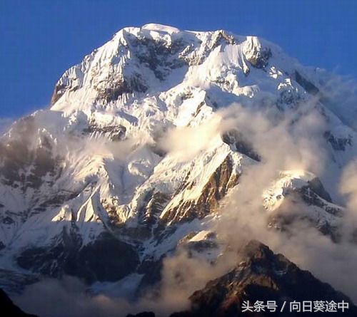 世界高峰(世界十大高峰，世界高峰排名前10的高峰)