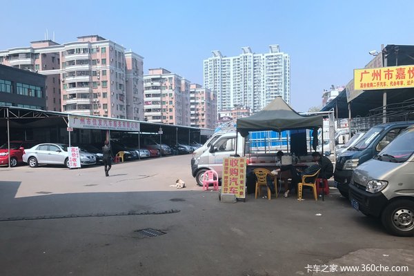 行情惨淡却不降价 便宜二手车也不好买