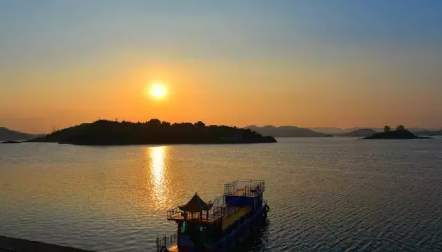 贵阳第一美女找工作，简历震惊全中国！