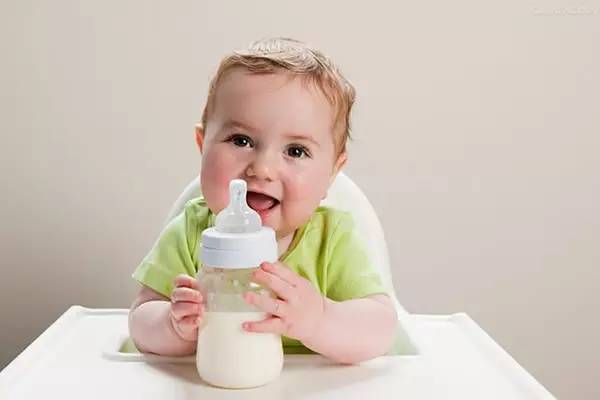 抗过敏奶粉有哪些 妈妈如何为宝宝选择抗过敏奶粉