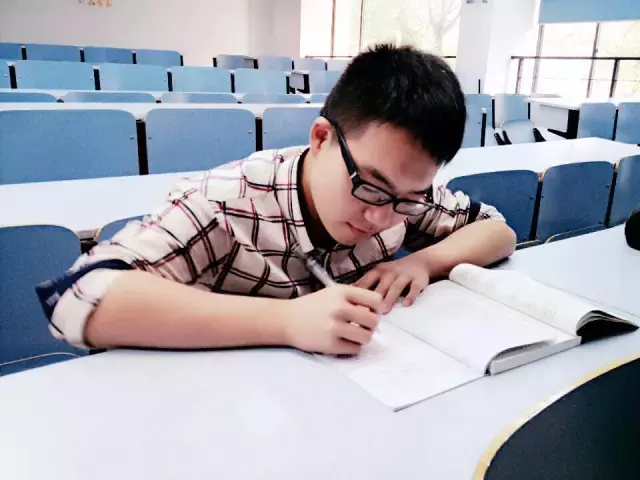 从师大到师大，执著只为更好圆梦