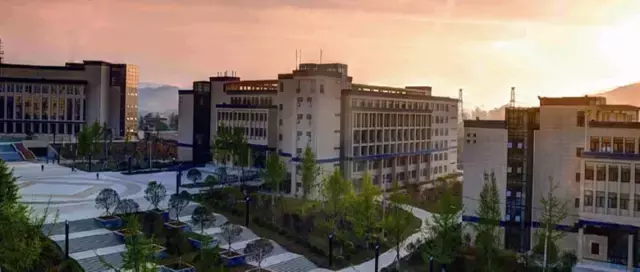 贵州商学院这下要在全国出名了！