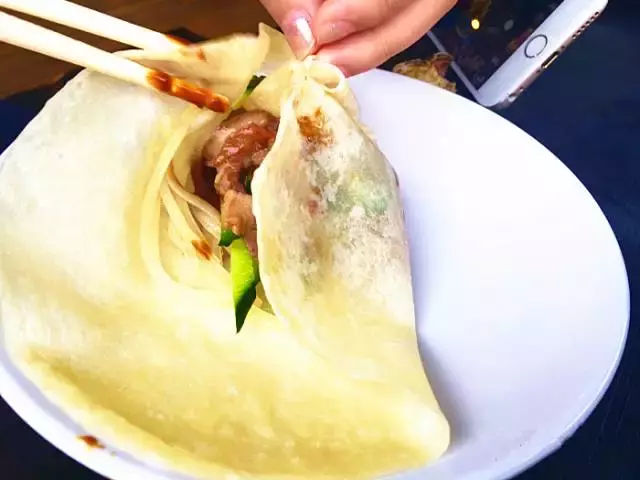 在上海，这些饕餮美味一定要下手撕、拿、抓！这样吃肉才最嗲！