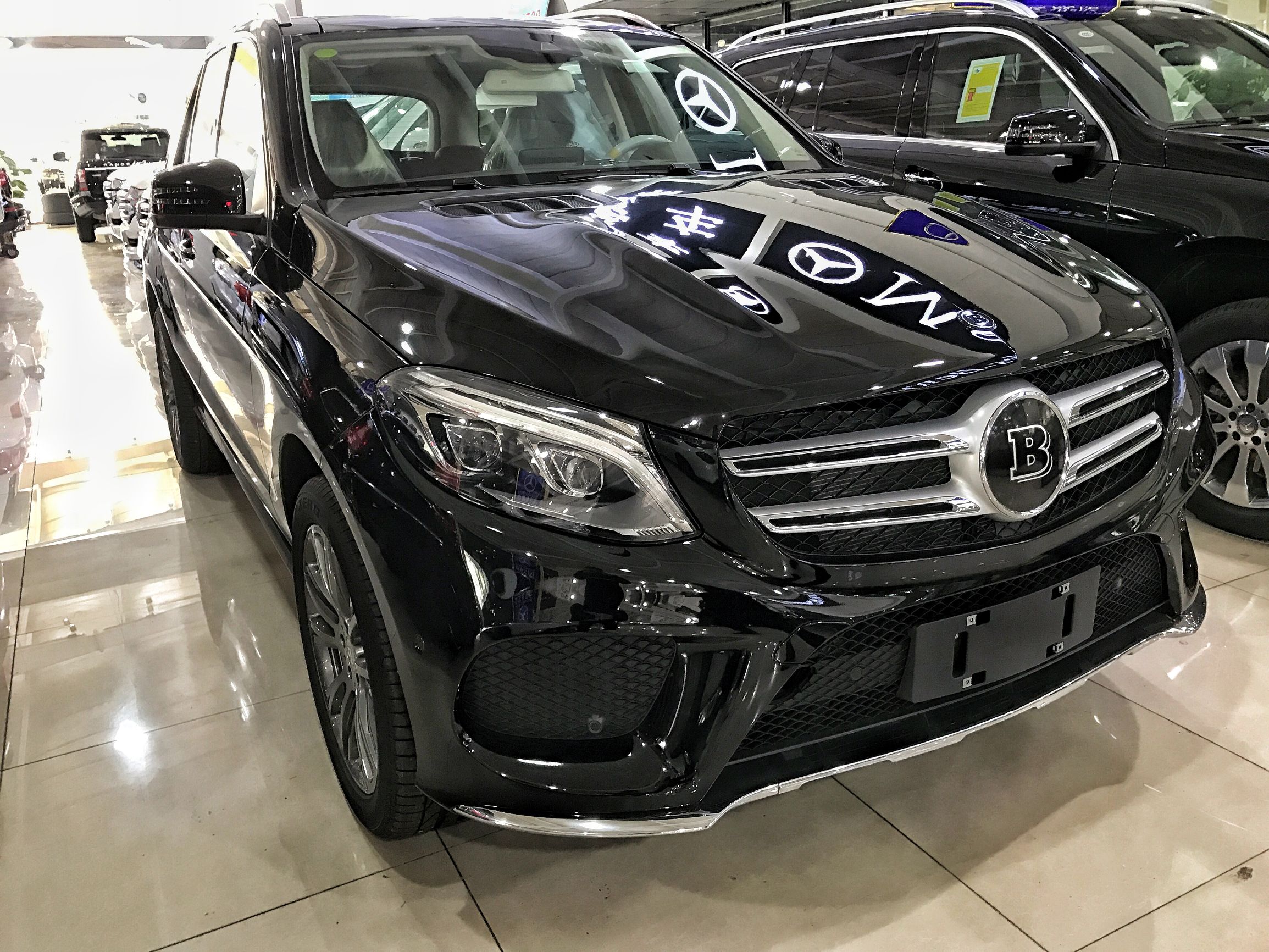 另类奔驰suv巴博斯32ge,你值得拥有!