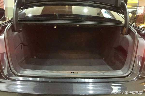 2012年二手A6L标准型为啥比豪华型的保值率高？