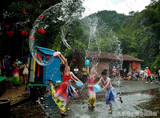 傣族泼水节的来历（知识科普泼水节的由来）