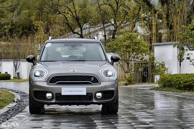 一见钟情 试驾MINI COUNTRYMAN