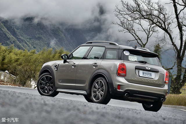 一见钟情 试驾MINI COUNTRYMAN