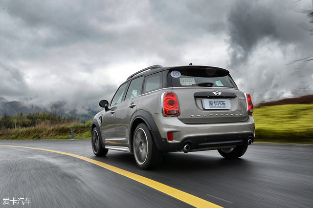 一见钟情 试驾MINI COUNTRYMAN