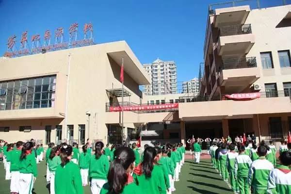 4所名校杀入昆明 99班“超级中学”现身！一大波重大教育利好砸向你