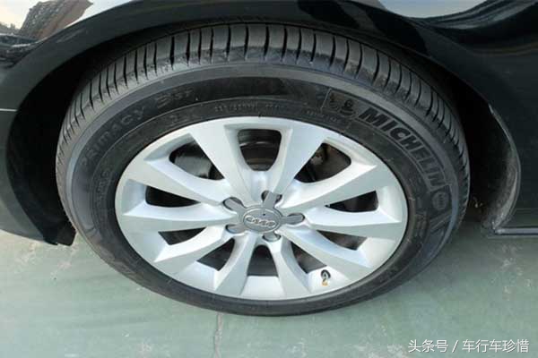 2012年二手A6L标准型为啥比豪华型的保值率高？