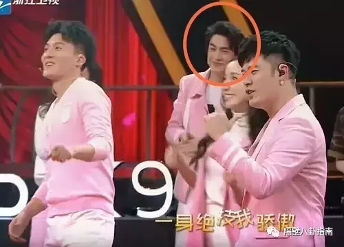 林允儿为什么是nba吧女神(拍照吃面条，综艺骗导演，“九亿少女的梦”是如何变成“林狗”的)